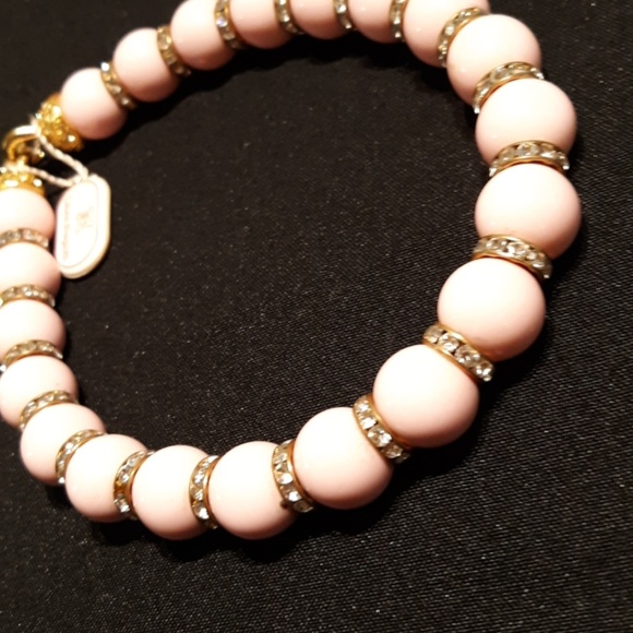 Jewlry - Picture 3 of 7